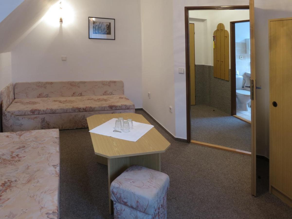 Pension Skaly Teplice nad Metuji Bagian luar foto