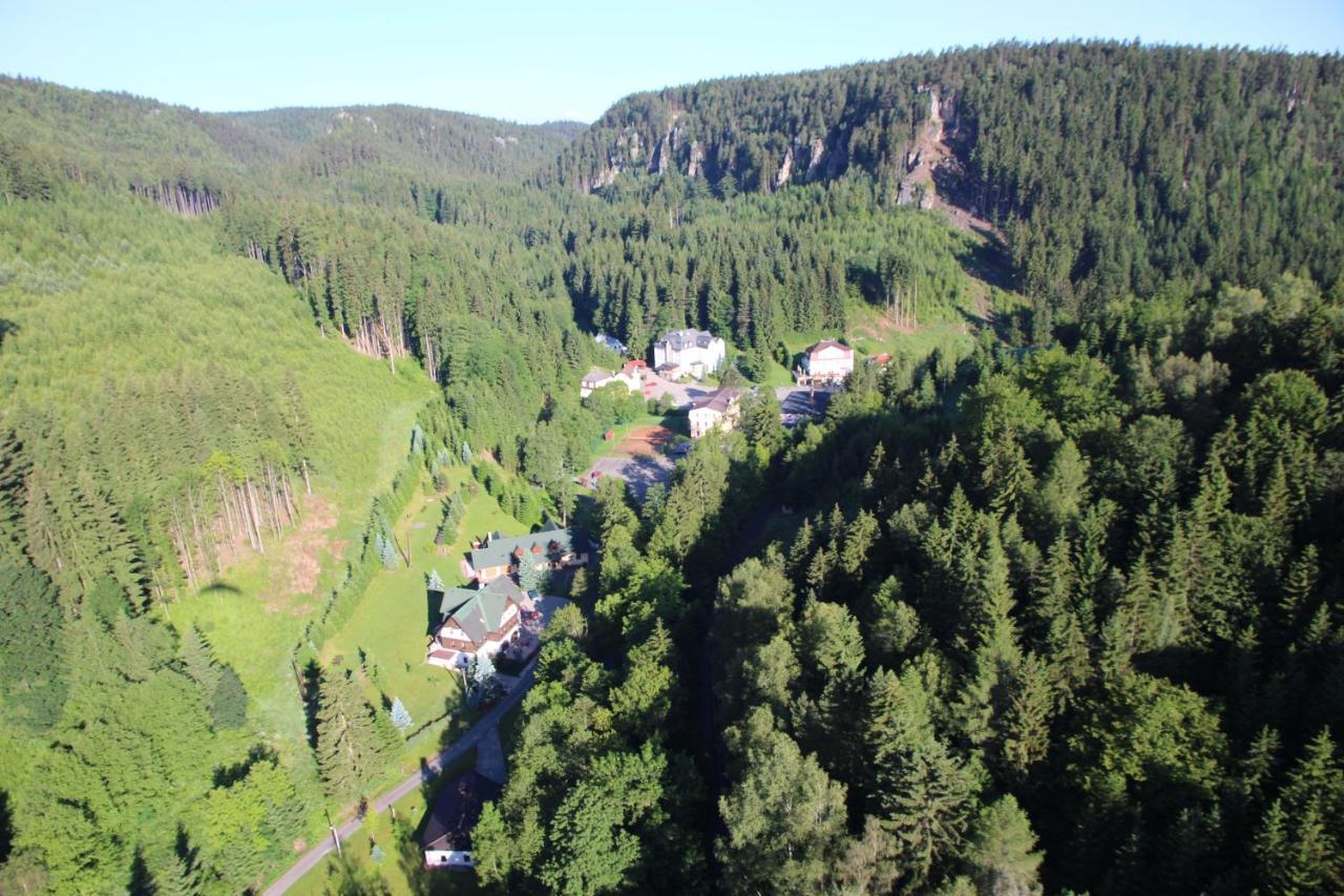 Pension Skaly Teplice nad Metuji Bagian luar foto