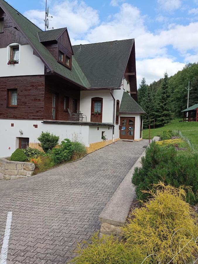 Pension Skaly Teplice nad Metuji Bagian luar foto